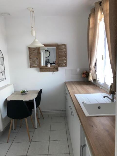 La Besace Bed & Breakfast Sainte-Croix  Bagian luar foto
