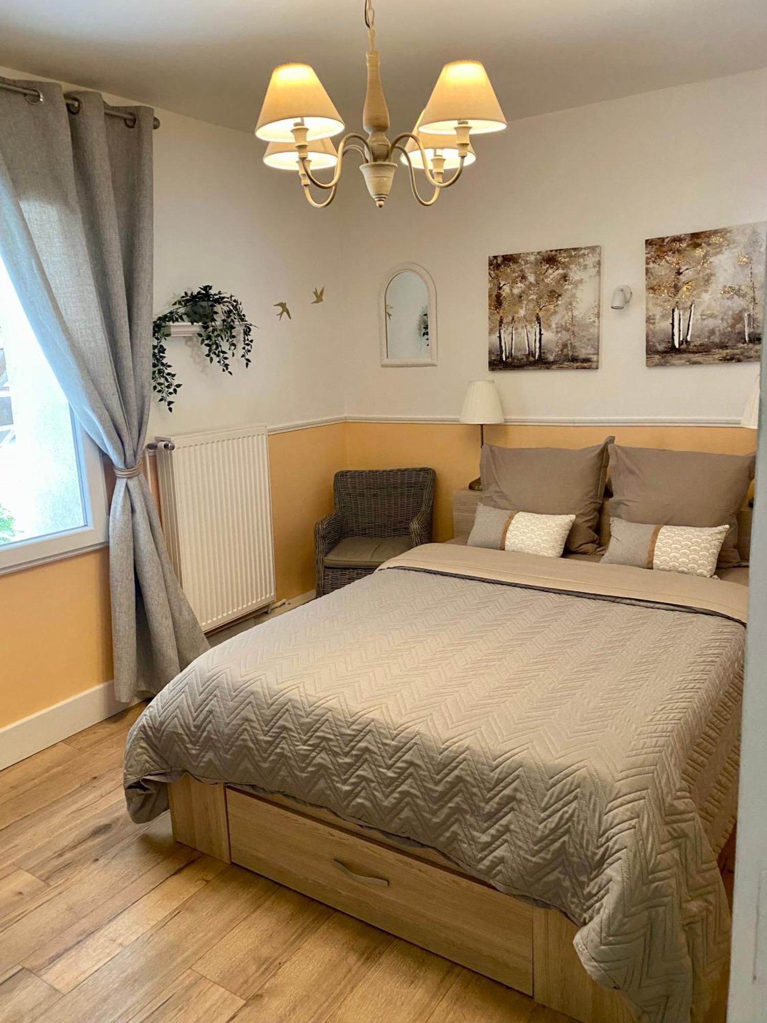 La Besace Bed & Breakfast Sainte-Croix  Bagian luar foto
