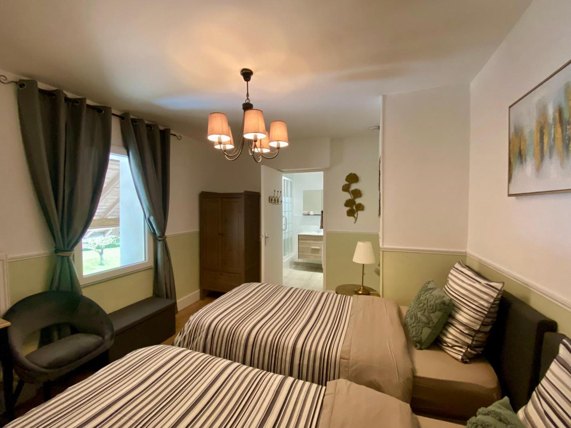 La Besace Bed & Breakfast Sainte-Croix  Bagian luar foto